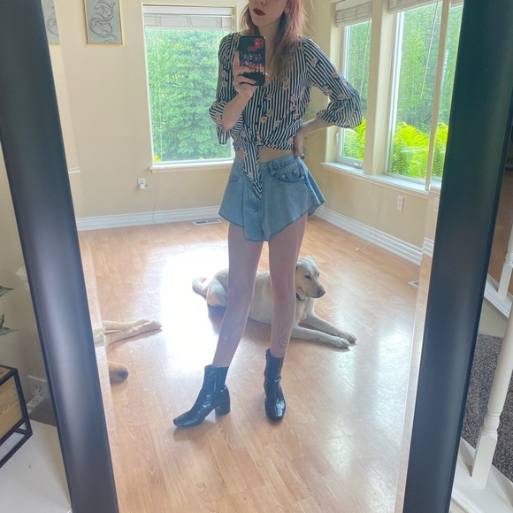 Stripe Floral Button Up Blouse - Picture 2 of 5